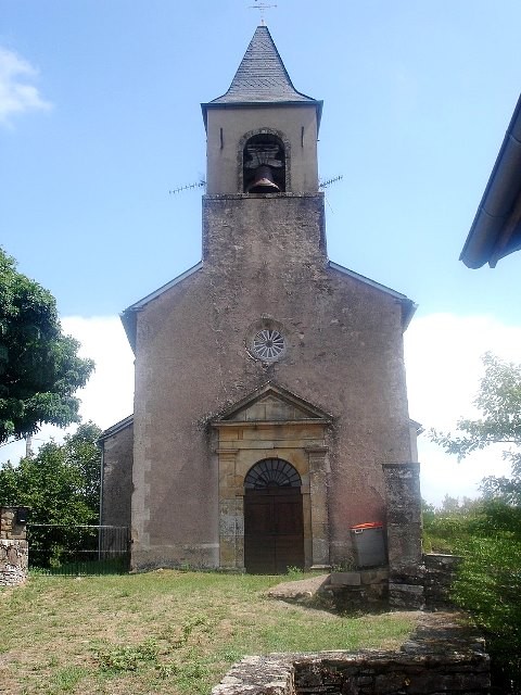 Brousse le chateau aveyron eglise saint cirice