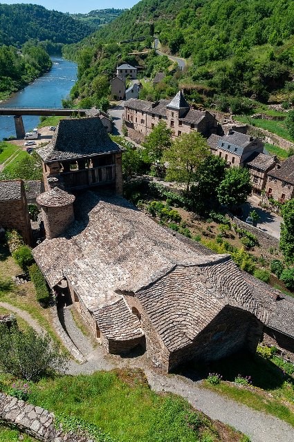 Brousse le chateau aveyron eglise saint jacques le majeur