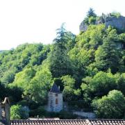 Les ruines du château féodal