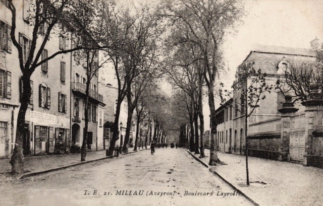 Le boulevard de l'Ayrolle (cpa)