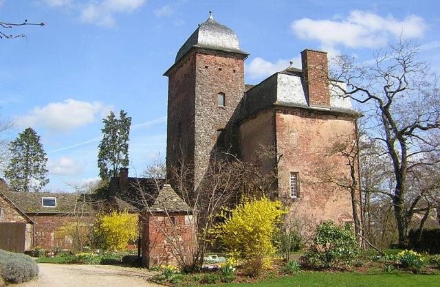 Rodez aveyron le chateau de saint felix