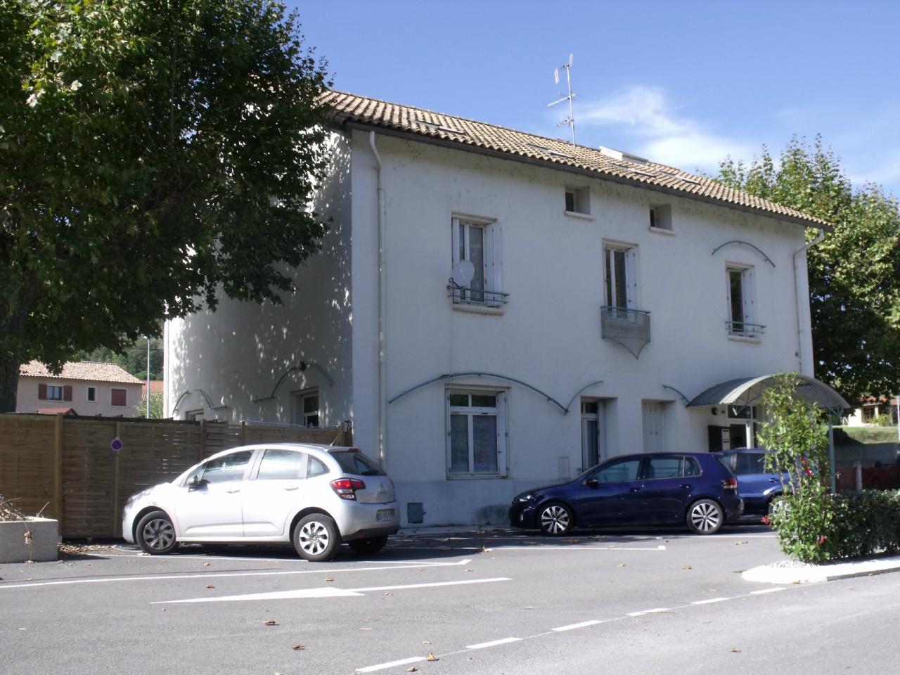 Saint-Georges-de-Luzençon (Aveyron) La gare