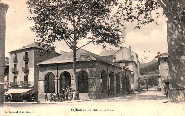 Saint jean du bruel aveyron la place cpa