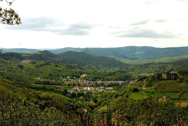 Saint jean du bruel aveyron vue generale