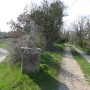 Saint-Jean-et-Saint-Paul, une croix de chemin