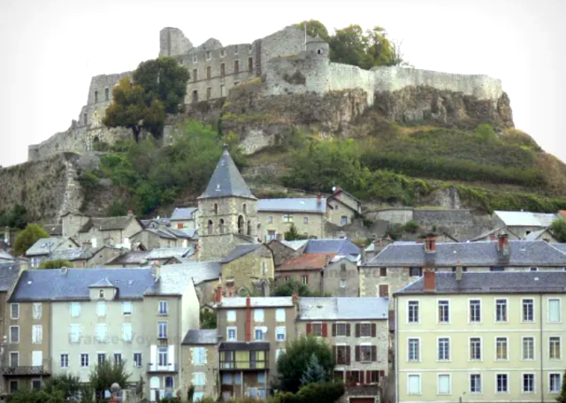 Severac d aveyron severac le chateau vue generale