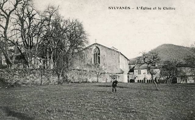 Sylvanes aveyron l eglise et le cloitre cpa